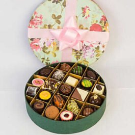 Delectable Chocolates In Floral Box- 21 Pcs